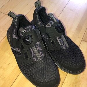 Boa dexter bowling shoes size 8